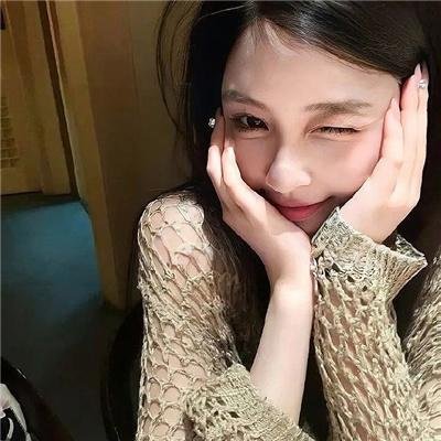 触动心弦海报